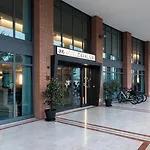 Phi Cavalieri 4*