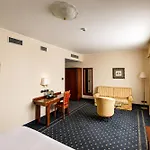 Hotel Phi Cavalieri