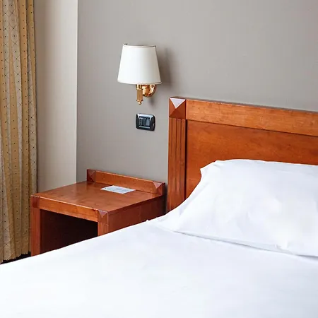 Phi Cavalieri Otel Bra