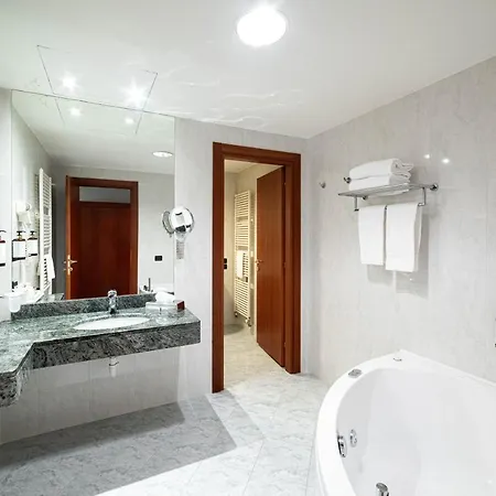 Hotel Phi Cavalieri