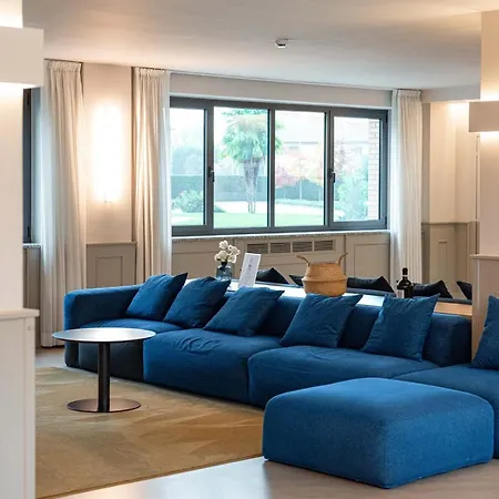 Phi Cavalieri 4* Бра