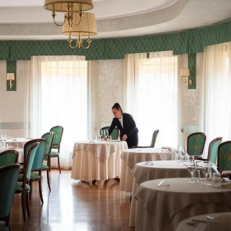 Hotel Phi Cavalieri