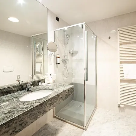 Phi Cavalieri Hotel Bra