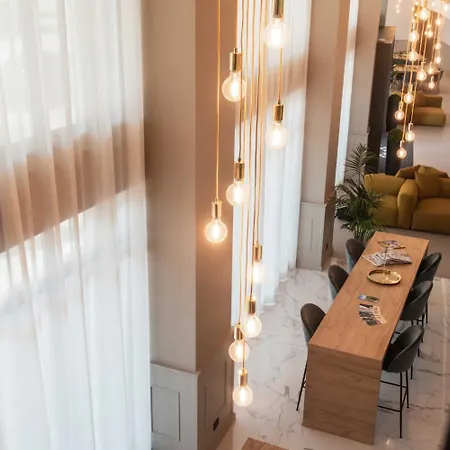 Hotel Phi Cavalieri Bra