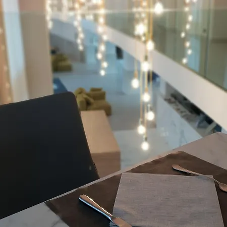 Phi Cavalieri Otel 4*