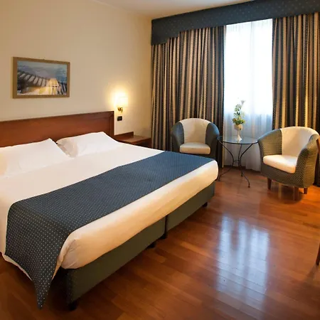 Phi Cavalieri Otel Bra