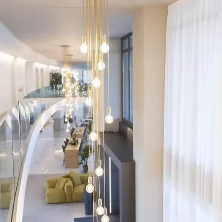מלון Phi Cavalieri 4*