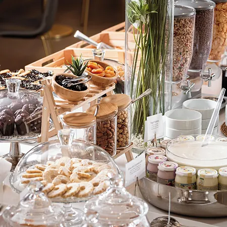 Отель Phi Cavalieri 4*