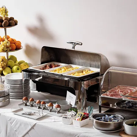 Phi Cavalieri 4* Bra