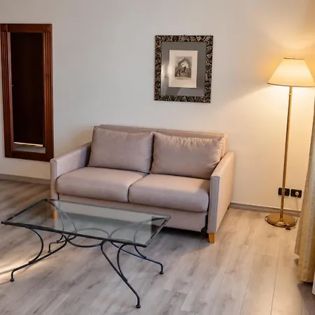 Hotel Phi Cavalieri