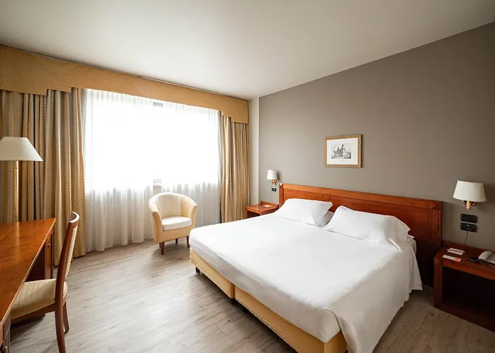 Hotel Phi Cavalieri 4*