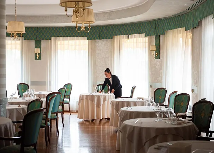 فندق Phi Cavalieri
