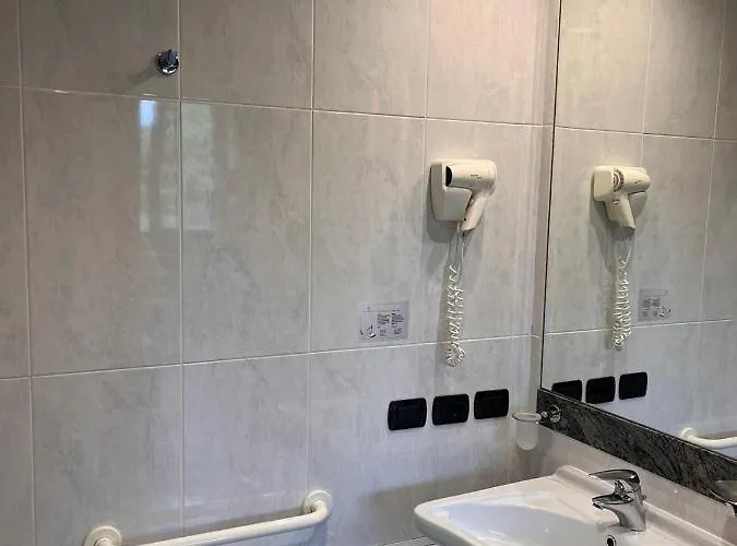 Hotell Phi Cavalieri Bra