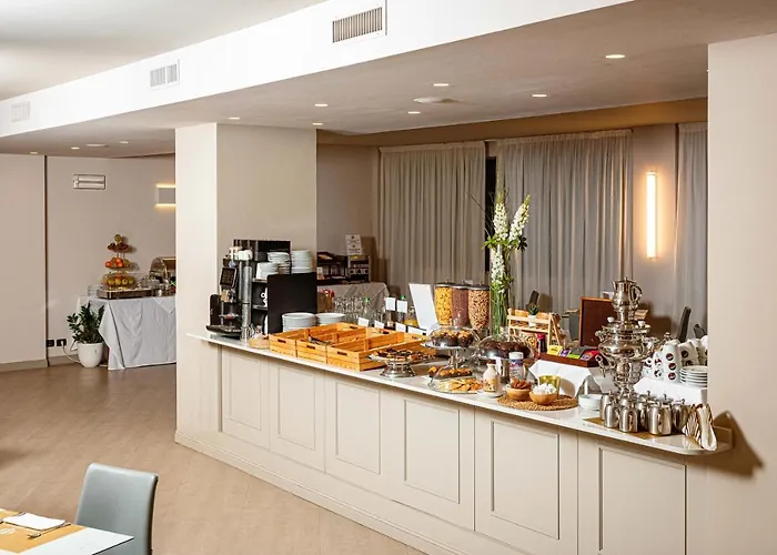 Phi Cavalieri 4* Bra