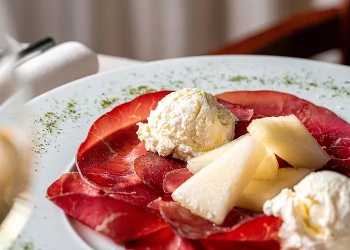 فندق Phi Cavalieri