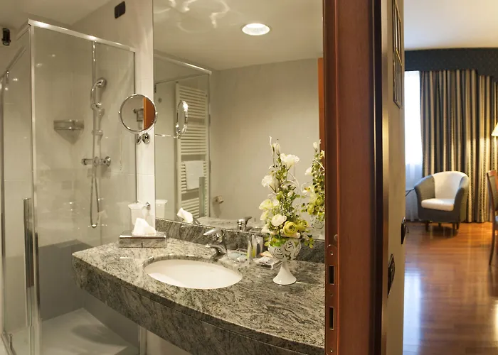 Phi Cavalieri 4* Бра