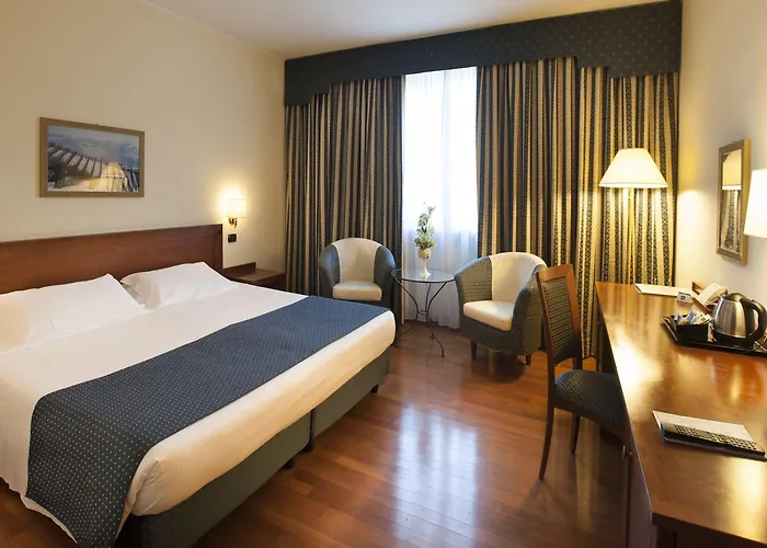 فندق Phi Cavalieri