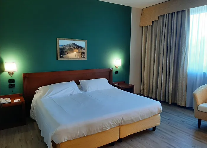 Phi Cavalieri Отель 4*